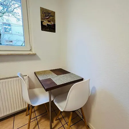 1-2 Pers Nur 0,3 Km Zur Von Wuppertal-modern Apartmán *