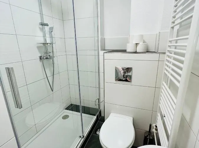 1-2 Pers Nur 0,3 Km Zur Von Wuppertal-modern Apartament